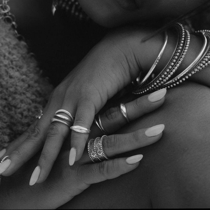 Ornamental | Bague - NOIR KĀLA