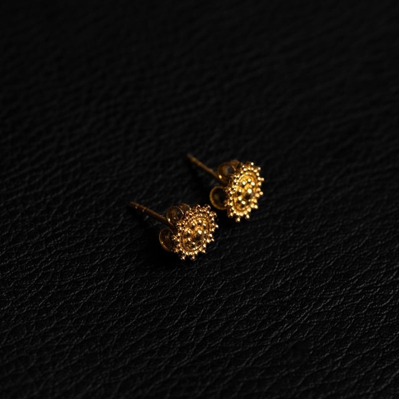 Mandala | Stud Earrings - Gold