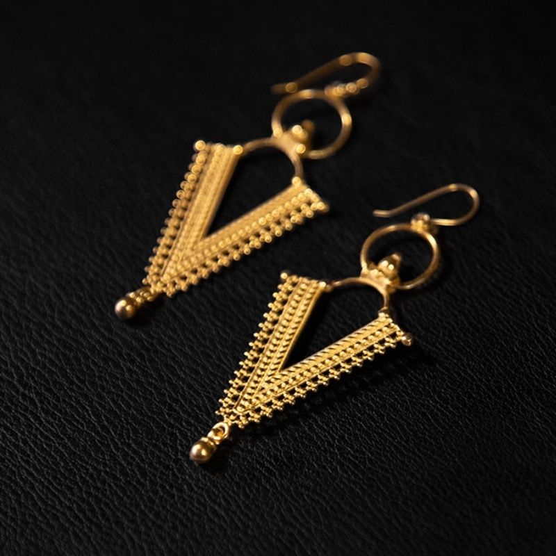 Mythic | Boucles d'oreilles - Laiton - NOIR KĀLA