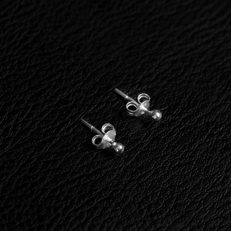 Dot | Clous d'oreilles