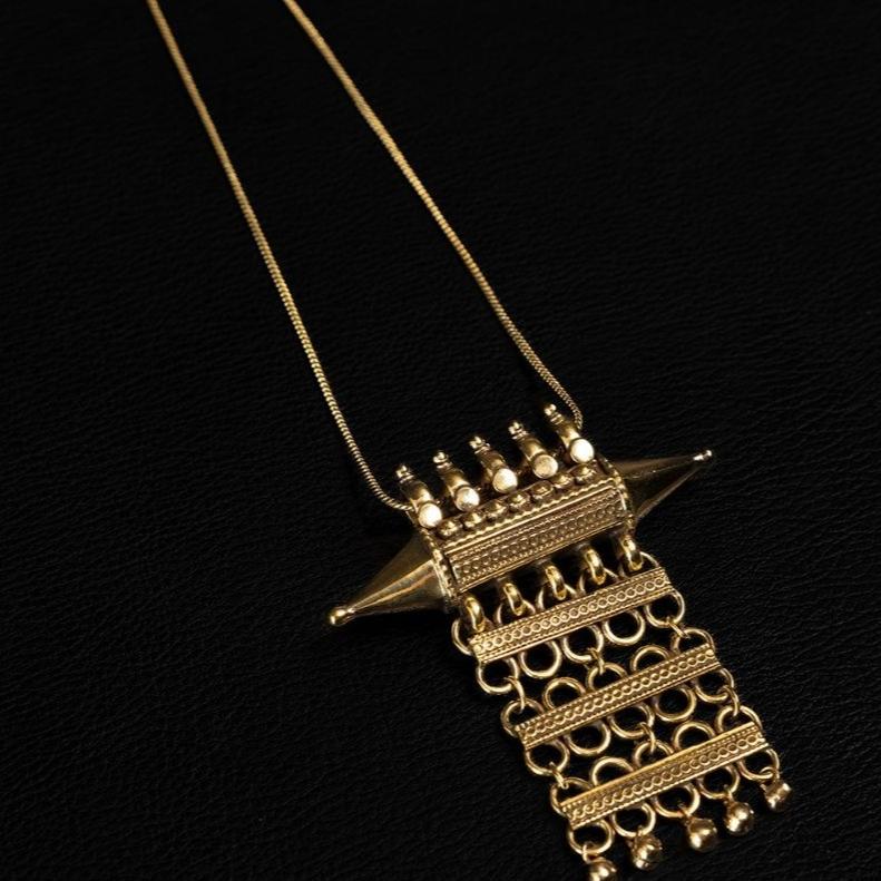 Heirloom | Pendant Necklace - Brass - NOIR KĀLA