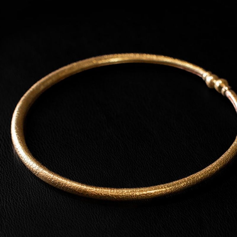 Snake Skin Hoop | Collar Necklace - Brass - NOIR KĀLA