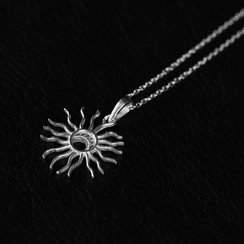 Le Soleil | Pendentif - NOIR KĀLA