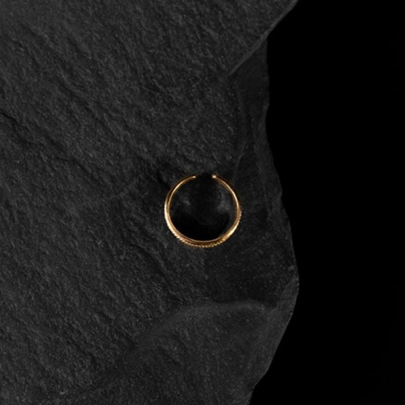 Wide Circle | Bague d'orteil - Laiton - NOIR KĀLA