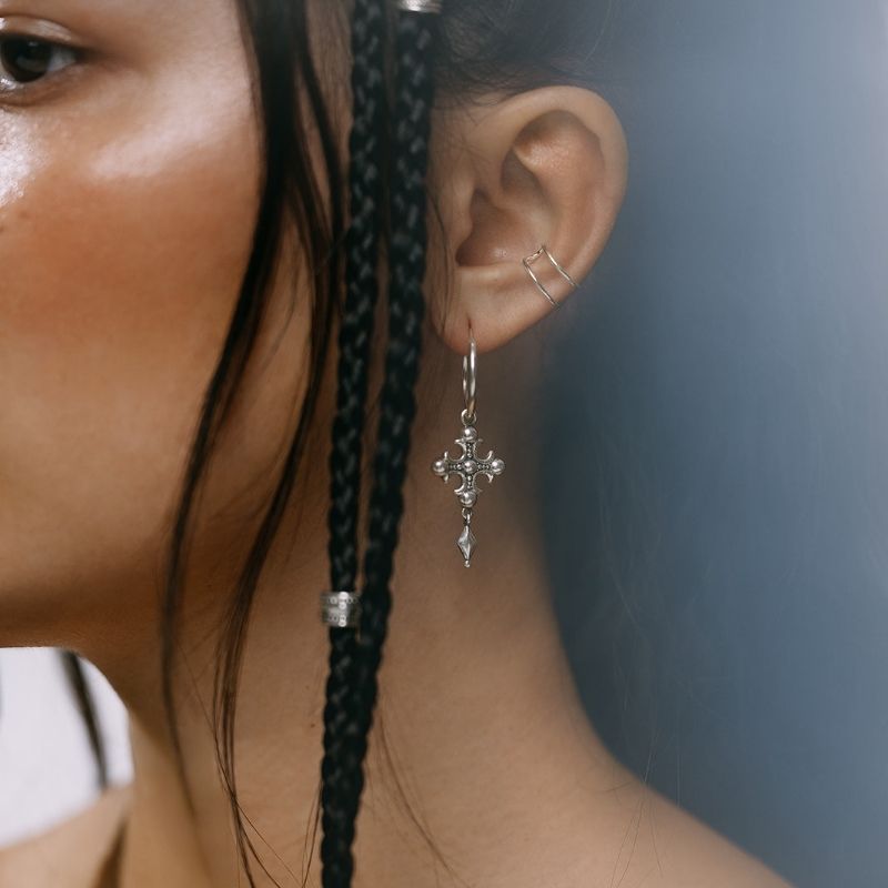 Fleur Cross | Charm Hoop Earrings – 925 Silver - NOIR KĀLA
