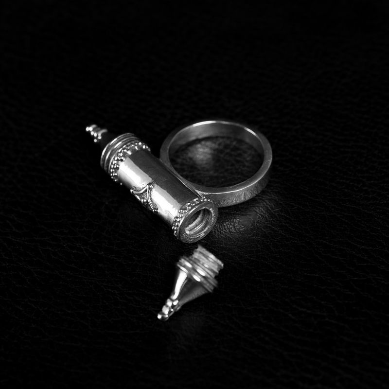 Vessel Amulet | Bague - NOIR KĀLA