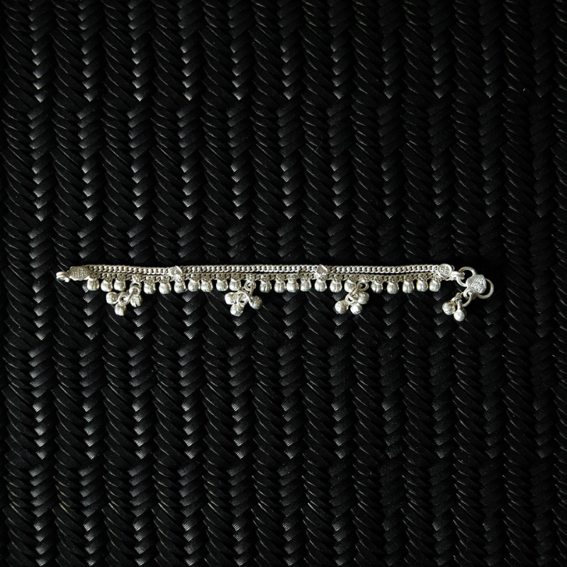 Birth | Bracelet de cheville - NOIR KĀLA