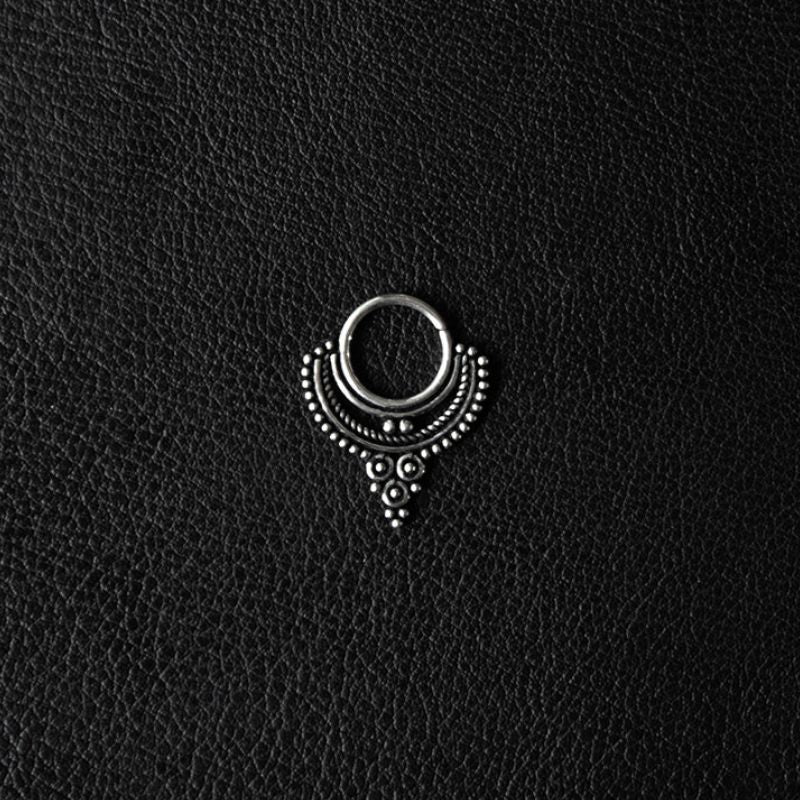 Divine | Septum