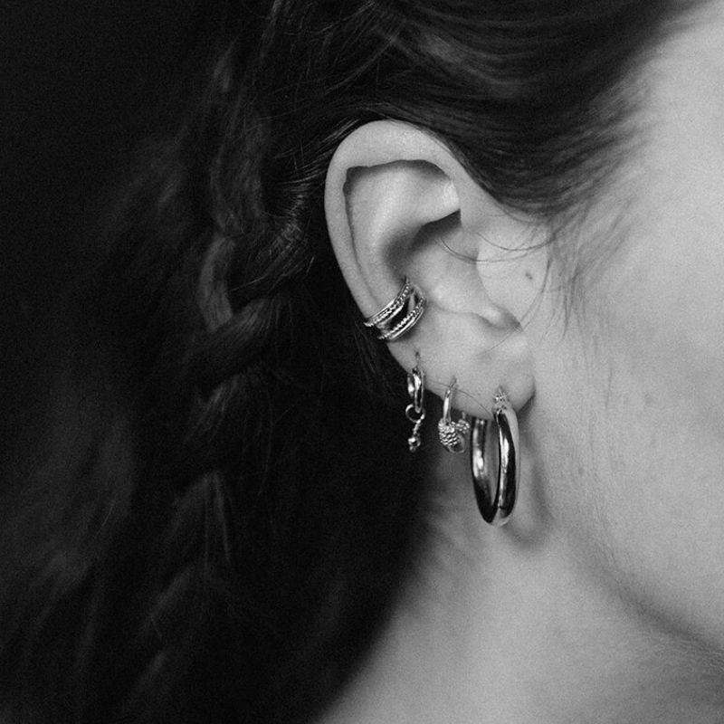 Ati | Boucles d'oreilles créoles - NOIR KĀLA