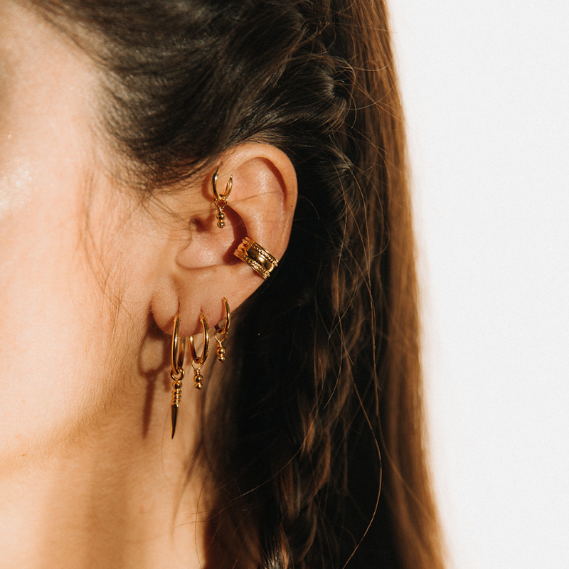 Starseed | Boucles d'oreilles créoles à breloques - Or - NOIR KĀLA
