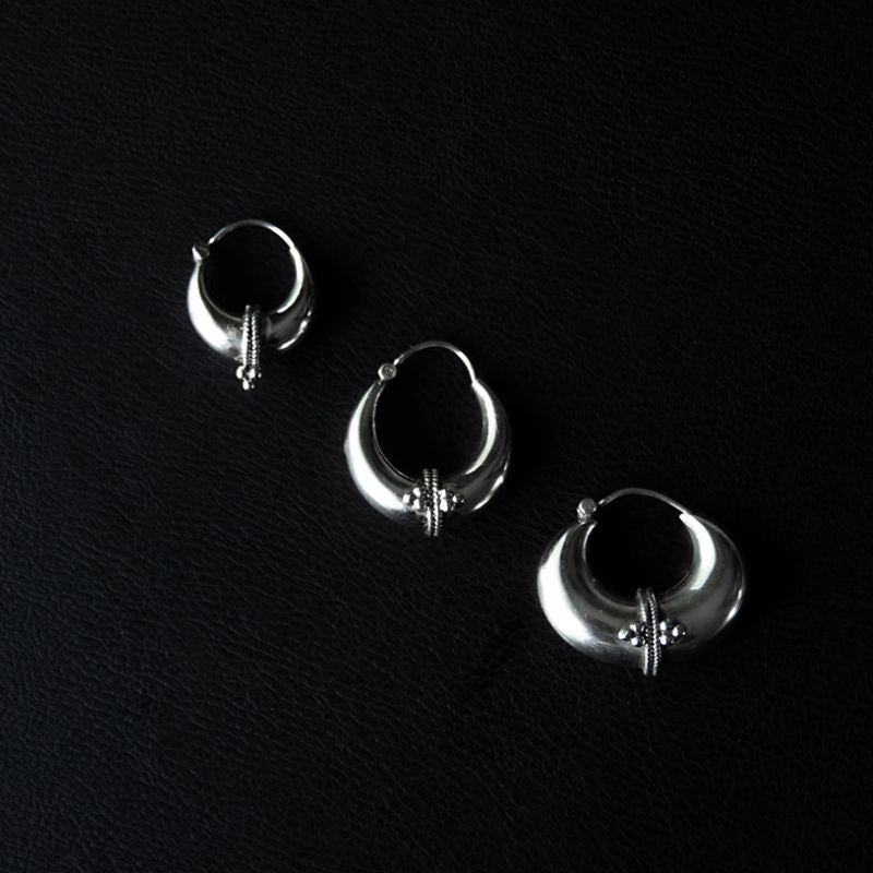 Hyas | Hoop Earrings – 925 Silver - NOIR KĀLA