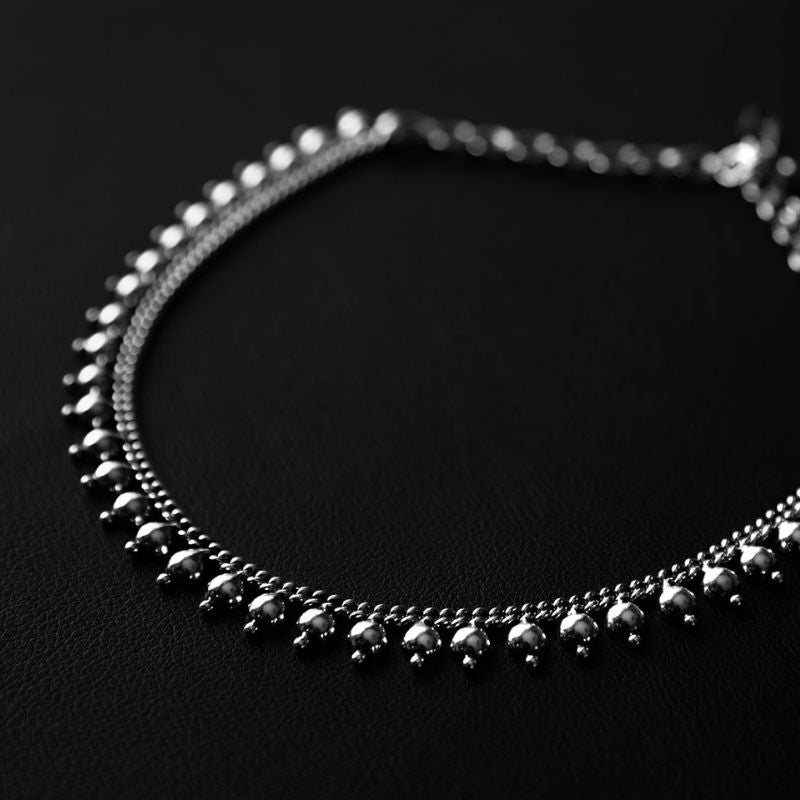 Devī I | Collar Necklace