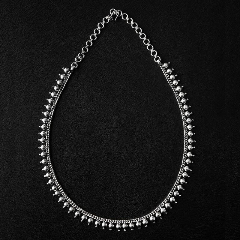 Devī II | Collier long - NOIR KĀLA