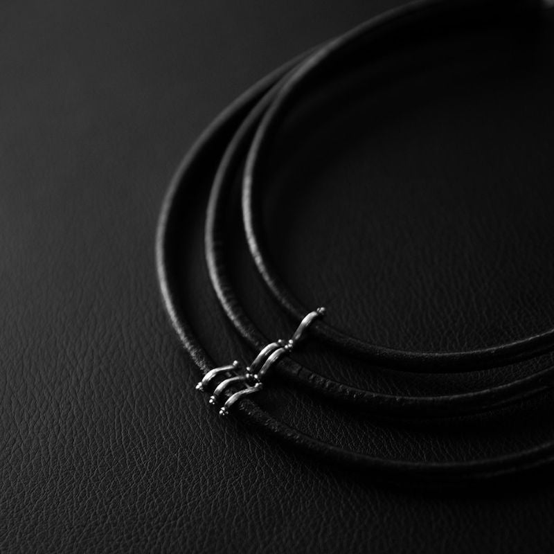 Karma II | Collier tour de cou - NOIR KĀLA