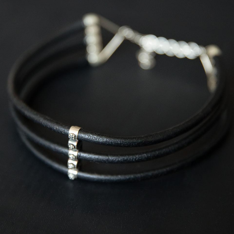 Product - NOIR KĀLA