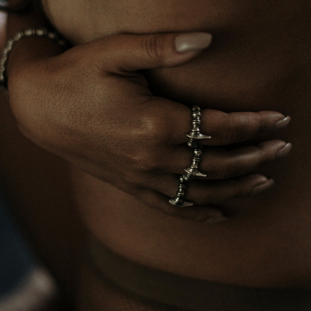 Kālī | Bague - NOIR KĀLA
