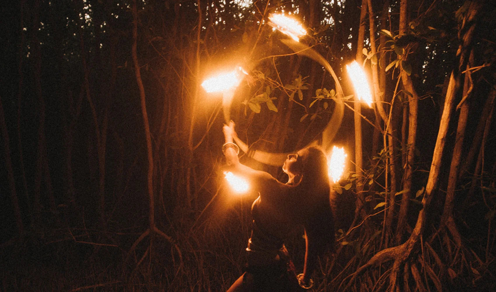 KĀLA | Le chemin de la transformation - NOIR KĀLA