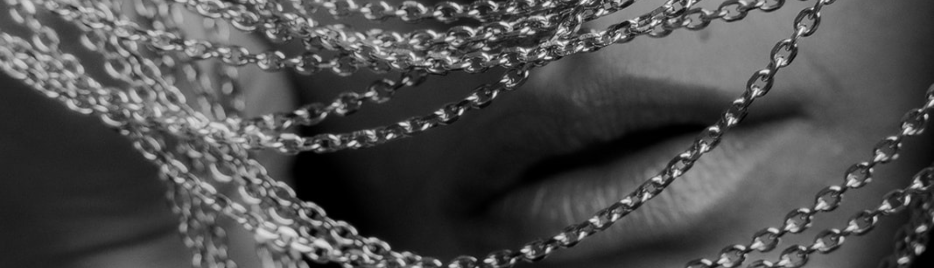 Vintage Revival Collection - NOIR KĀLA