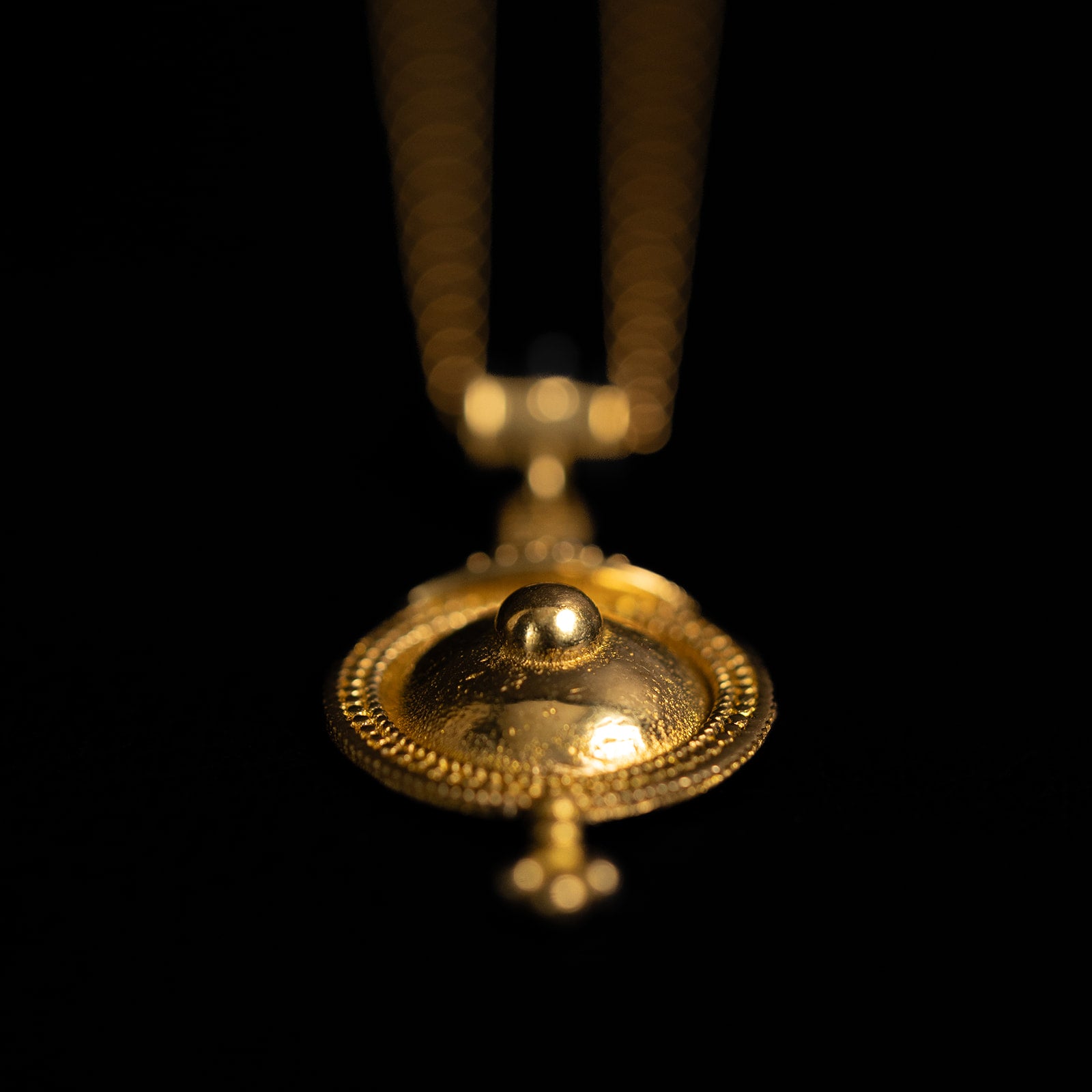 Armure | Collier avec pendentif - Laiton