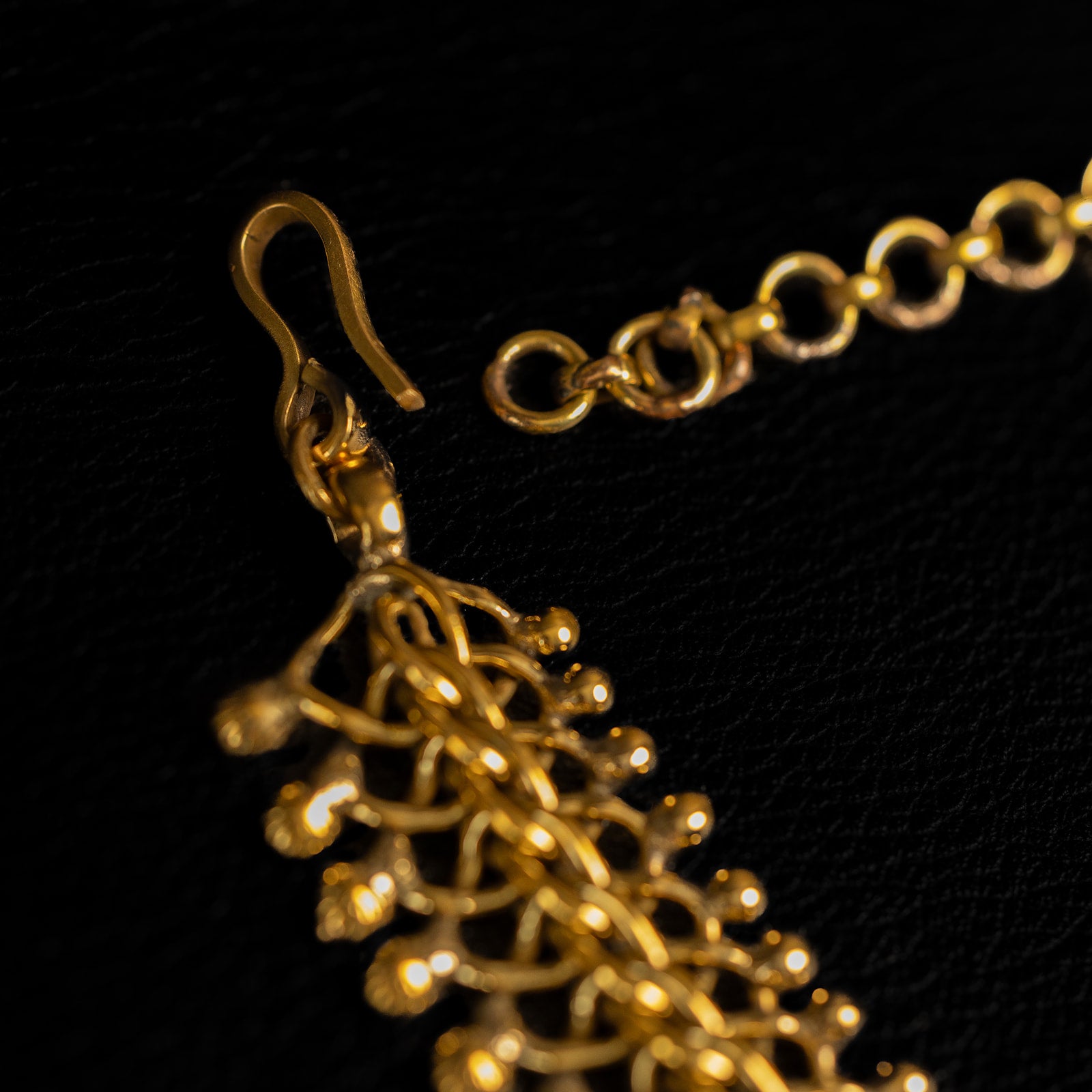 Interwoven Metal | Collier - Laiton
