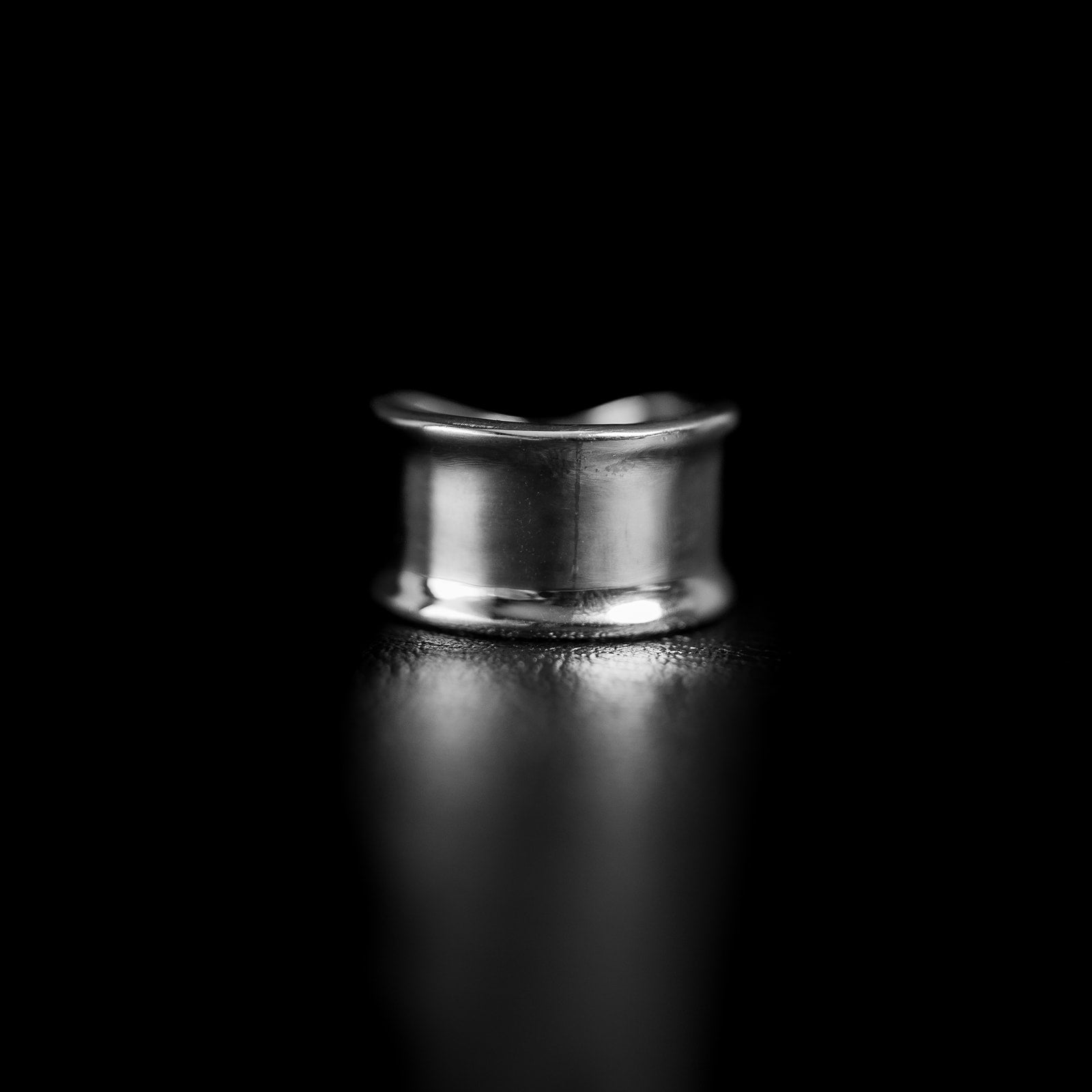 Sculped Curve | Ring - 925 Silver – NOIR KĀLA