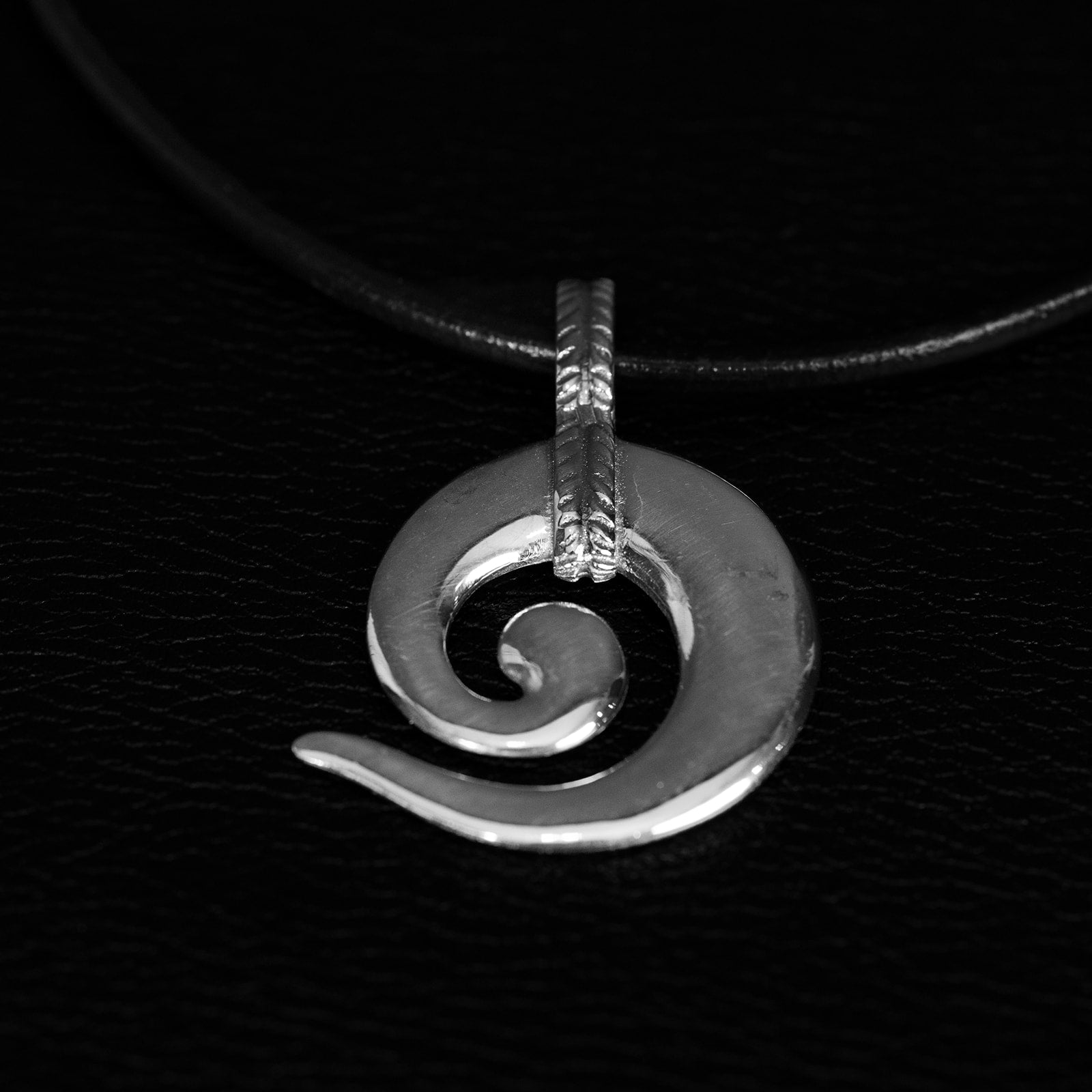 Spirale | Pendant Necklace - 925 Silver