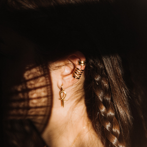 Ankh | Womb of Life solo Hoop - Gold